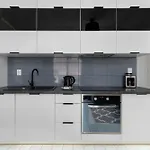 Apartment Charming In With Parking By Renters Sopot
